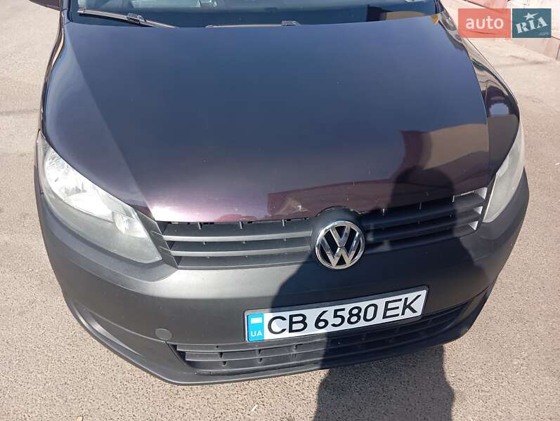 Минивэн Volkswagen Caddy 2011 в Чернигове