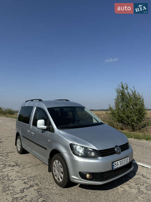 Минивэн Volkswagen Caddy 2015 в Кропивницком