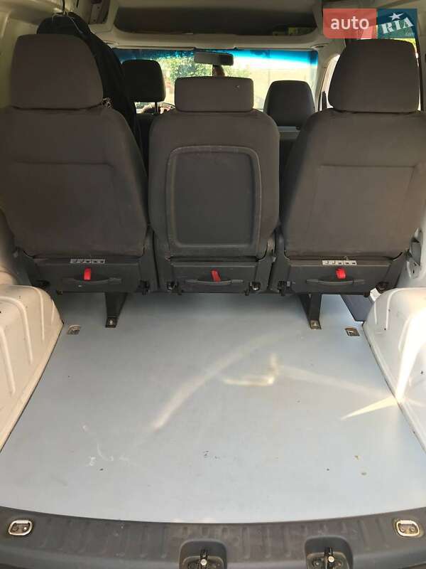 Минивэн Volkswagen Caddy 2013 в Ивано-Франковске