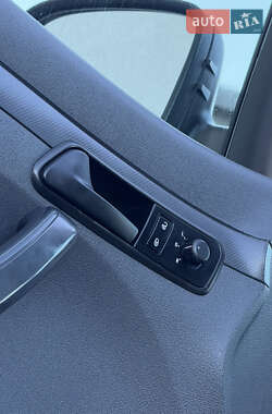Грузовой фургон Volkswagen Caddy 2013 в 