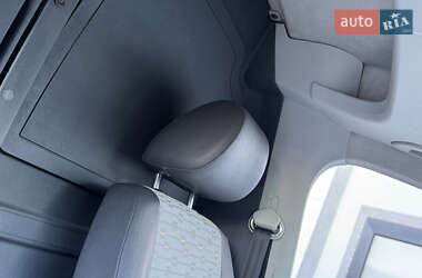 Грузовой фургон Volkswagen Caddy 2013 в 