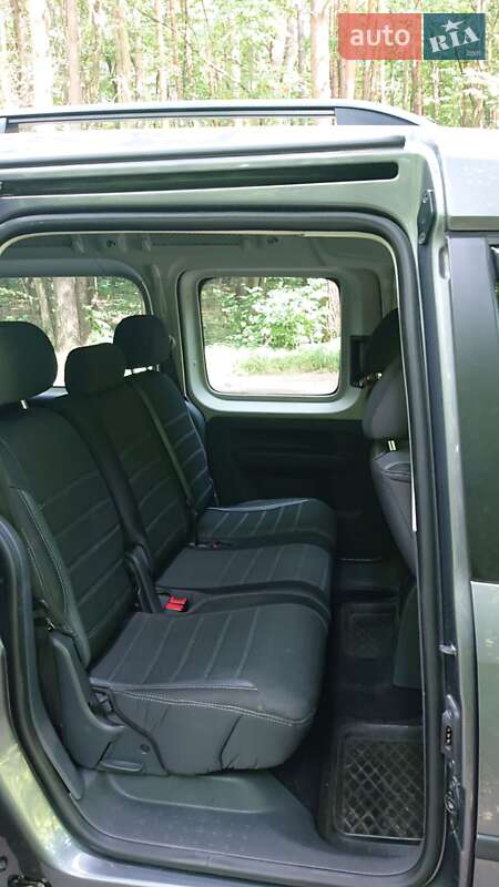 Минивэн Volkswagen Caddy 2015 в Сумах