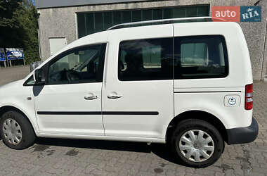 Минивэн Volkswagen Caddy 2013 в 