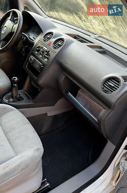 Вантажний фургон Volkswagen Caddy 2008 в 