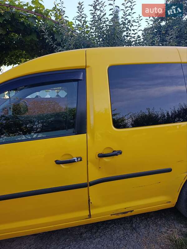 Минивэн Volkswagen Caddy 2006 в Вишневом