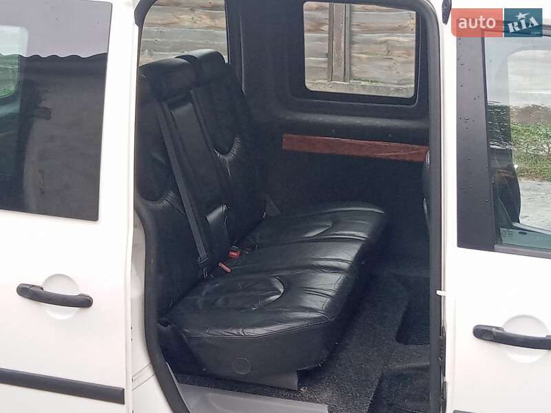 Минивэн Volkswagen Caddy 2006 в Звягеле