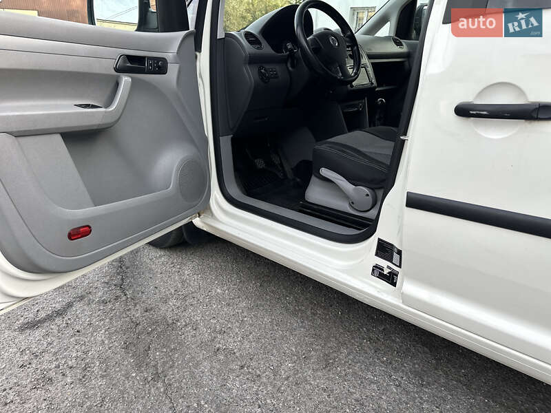 Минивэн Volkswagen Caddy 2008 в Белой Церкви