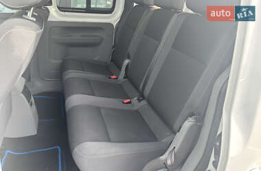 Минивэн Volkswagen Caddy 2010 в 
