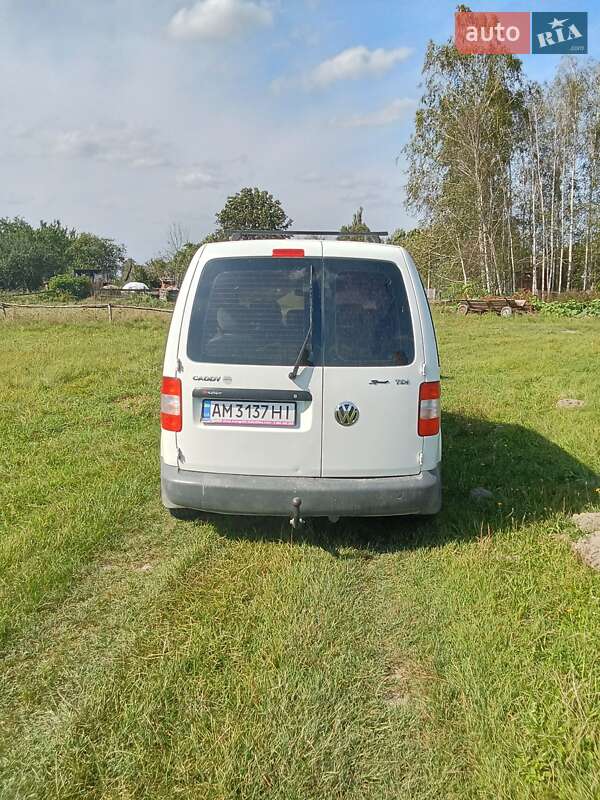 Минивэн Volkswagen Caddy 2008 в Емильчине