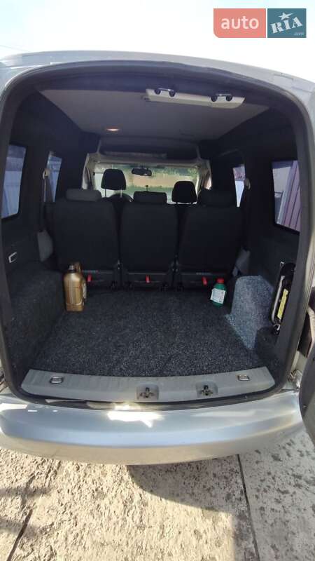 Минивэн Volkswagen Caddy 2008 в Ярмолинцах