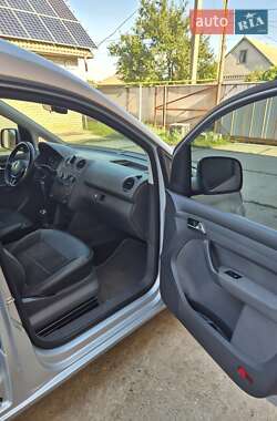 Минивэн Volkswagen Caddy 2013 в 