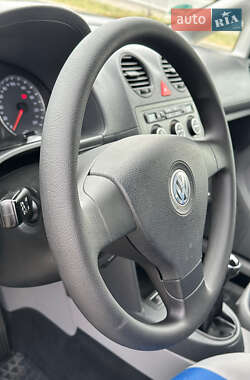 Минивэн Volkswagen Caddy 2009 в 