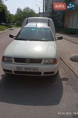 Грузовой фургон Volkswagen Caddy 2002 в Львове