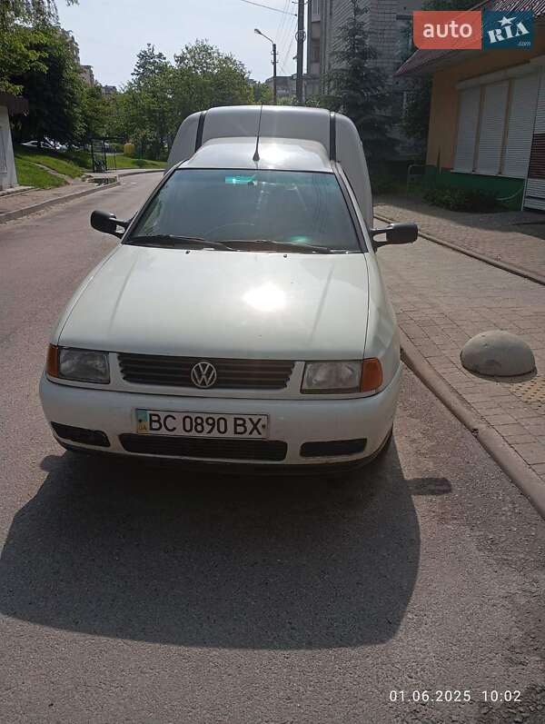 Грузовой фургон Volkswagen Caddy 2002 в 