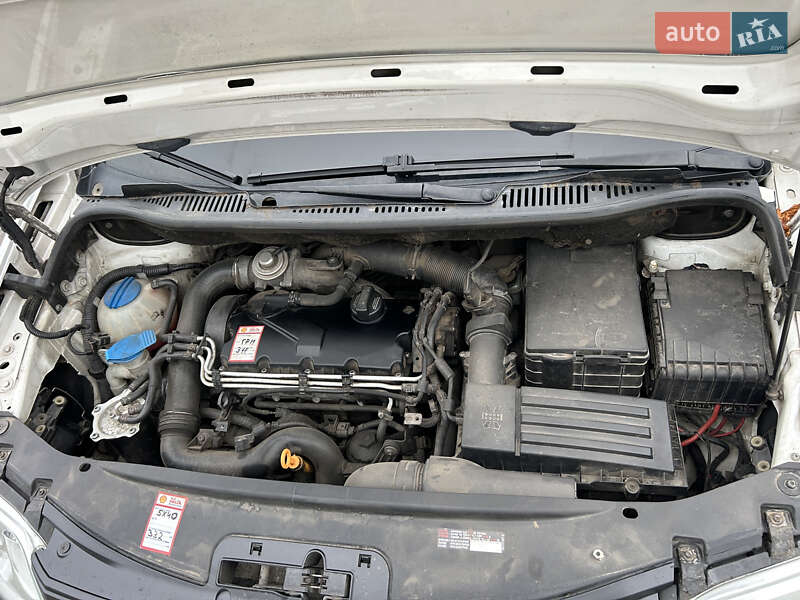 Мінівен Volkswagen Caddy 2005 в Черкасах