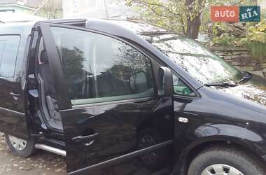 Минивэн Volkswagen Caddy 2009 в Городенке