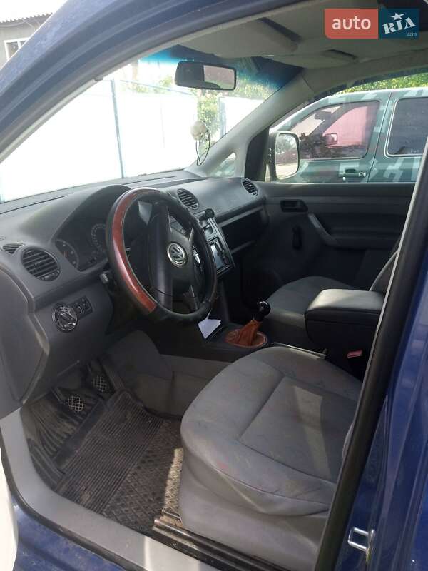 Минивэн Volkswagen Caddy 2005 в Згуровке