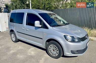 Минивэн Volkswagen Caddy 2013 в 
