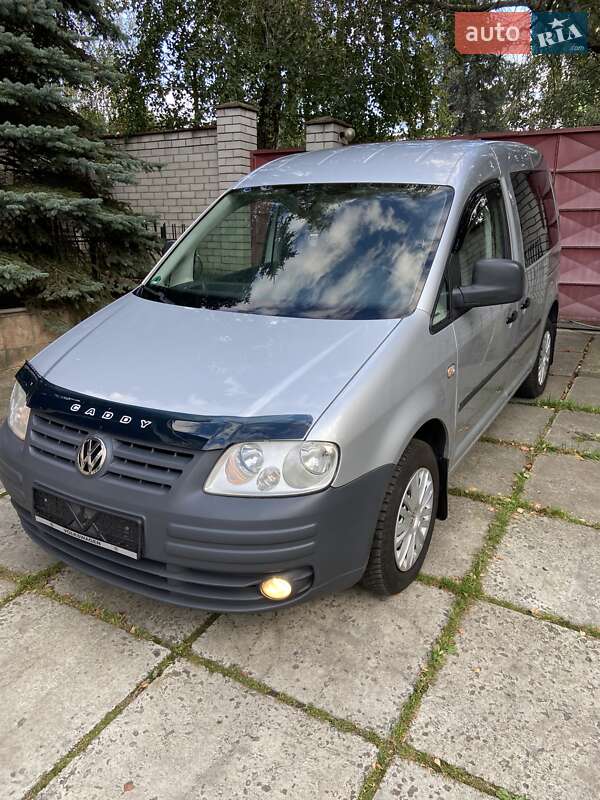 Минивэн Volkswagen Caddy 2008 в Киеве