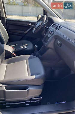 Минивэн Volkswagen Caddy 2017 в 