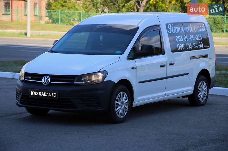Грузопассажирский фургон Volkswagen Caddy 2015 в 