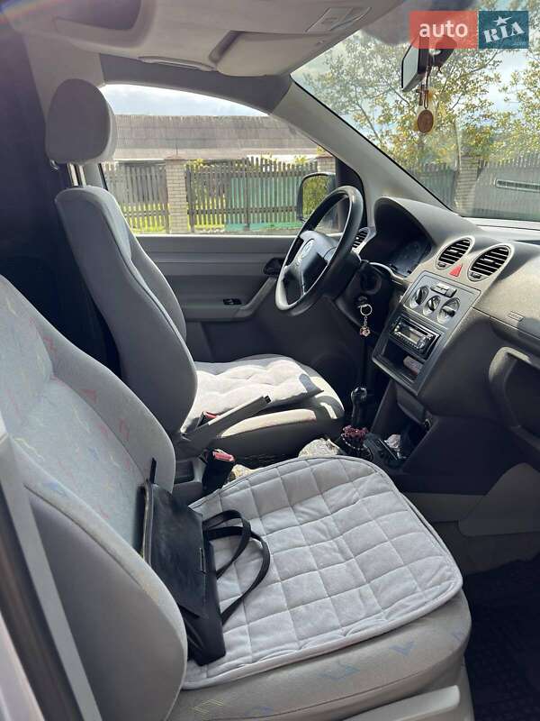 Минивэн Volkswagen Caddy 2004 в Старом Самборе