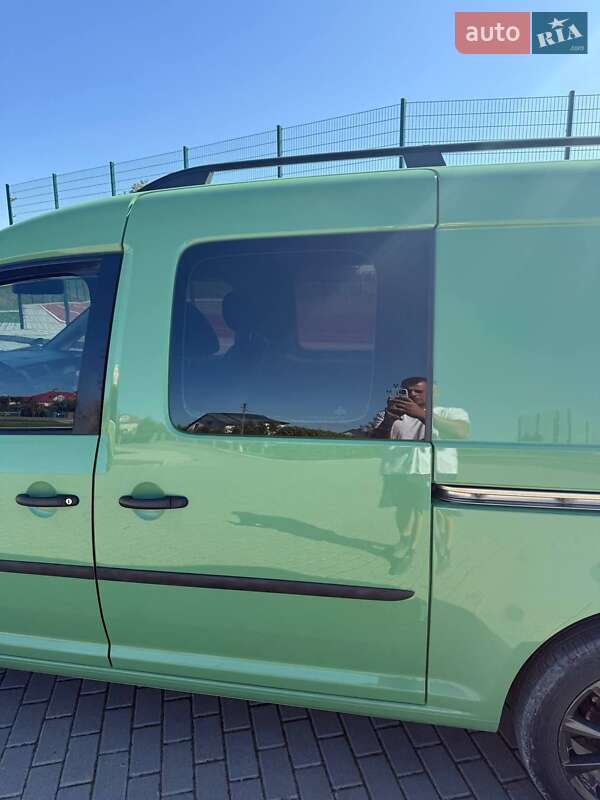 Минивэн Volkswagen Caddy 2017 в Бучаче