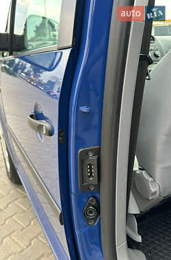 Минивэн Volkswagen Caddy 2009 в 