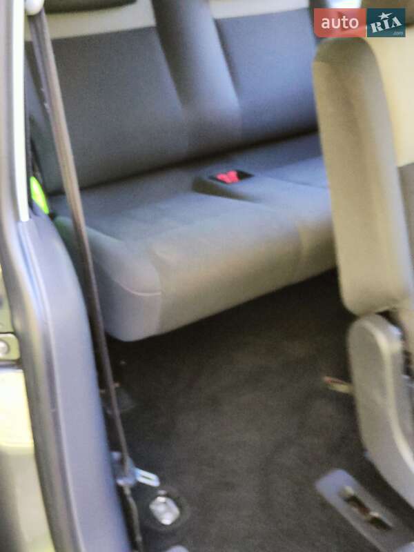 Мінівен Volkswagen Caddy 2011 в Чорткові