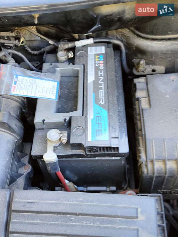 Мінівен Volkswagen Caddy 2011 в Чорткові