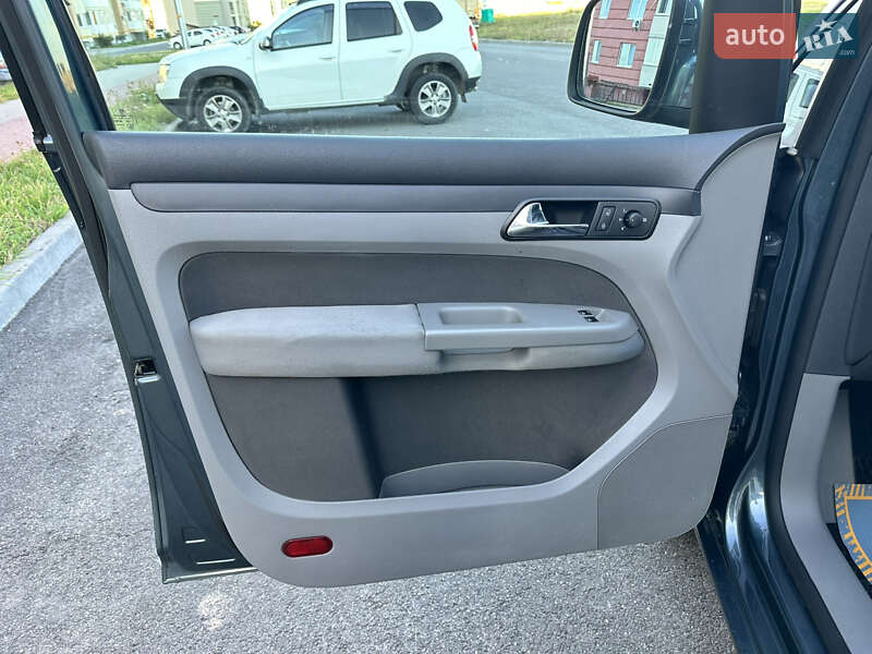 Минивэн Volkswagen Caddy 2008 в Виннице