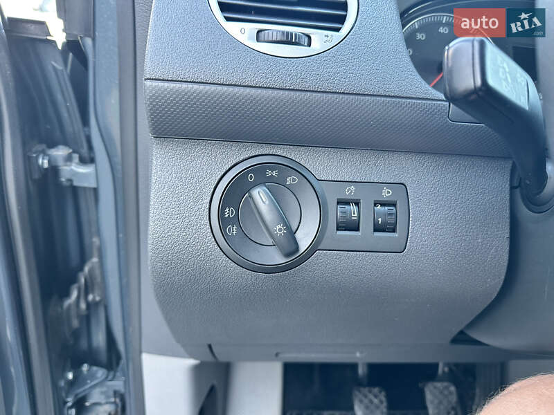 Минивэн Volkswagen Caddy 2008 в Виннице