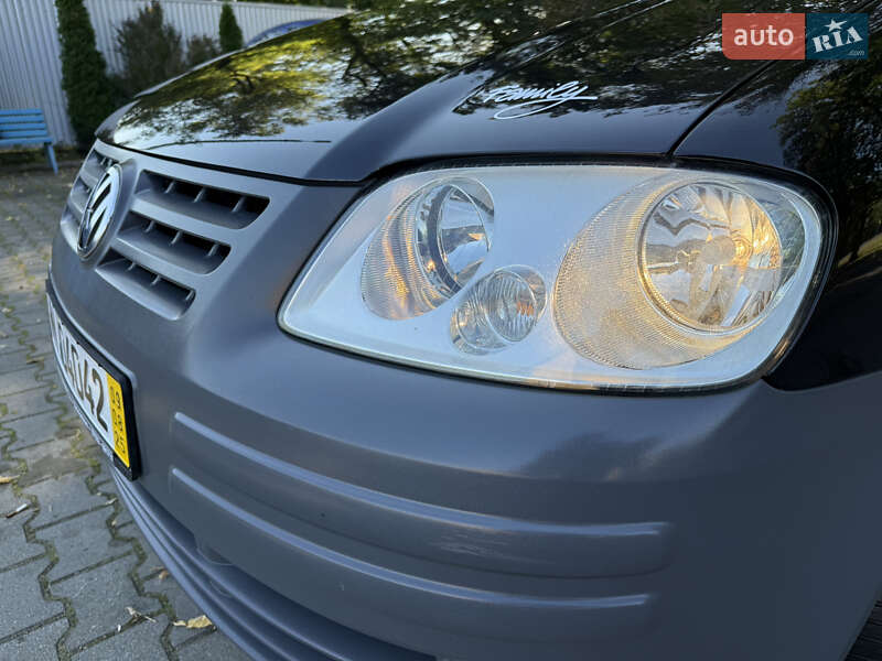 Минивэн Volkswagen Caddy 2005 в Черновцах