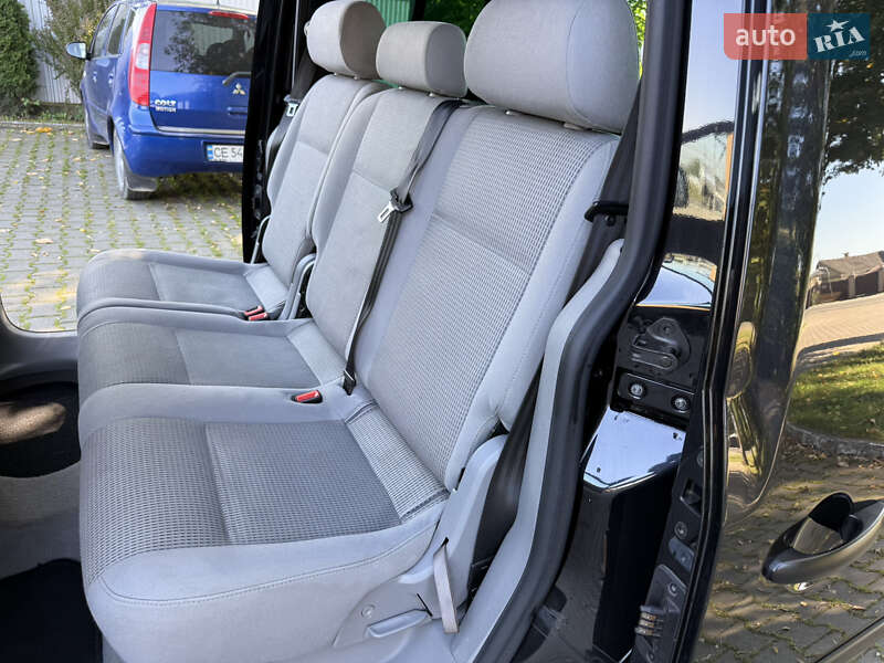 Минивэн Volkswagen Caddy 2005 в Черновцах