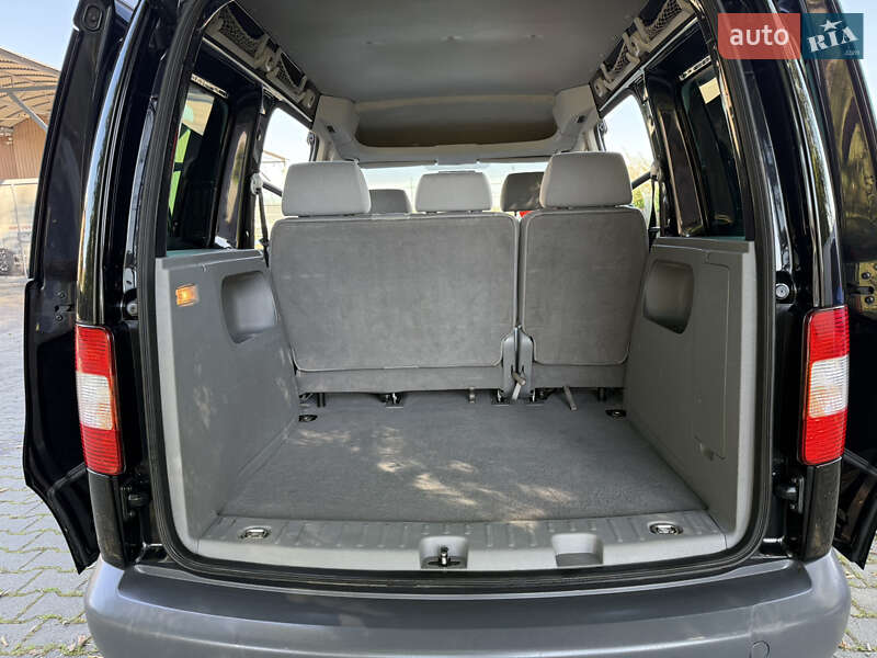 Минивэн Volkswagen Caddy 2005 в Черновцах