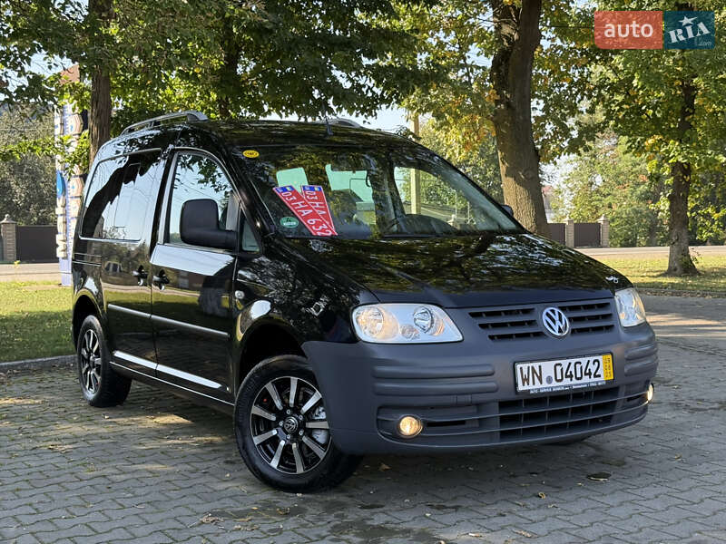 Минивэн Volkswagen Caddy 2005 в Черновцах