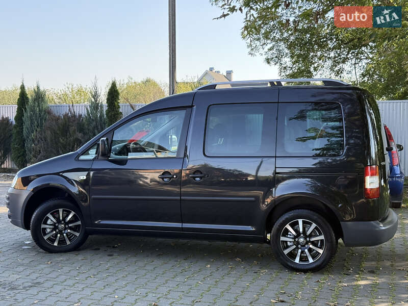 Минивэн Volkswagen Caddy 2005 в Черновцах