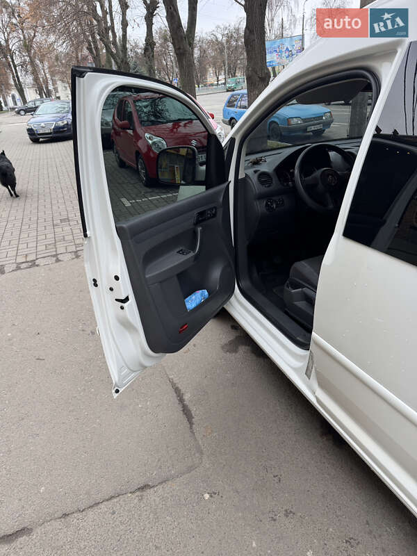 Минивэн Volkswagen Caddy 2011 в Ровно