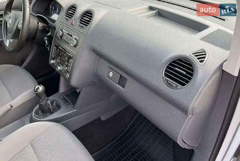 Минивэн Volkswagen Caddy 2012 в Виноградове