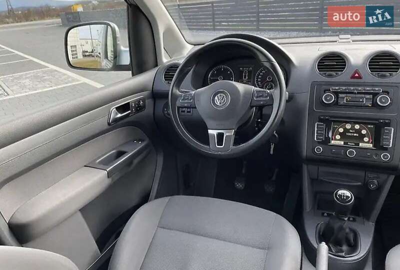 Минивэн Volkswagen Caddy 2012 в Виноградове