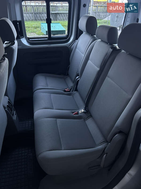 Минивэн Volkswagen Caddy 2009 в Виннице