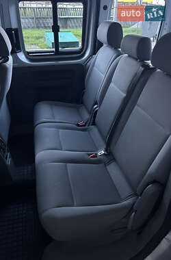 Мінівен Volkswagen Caddy 2009 в 
