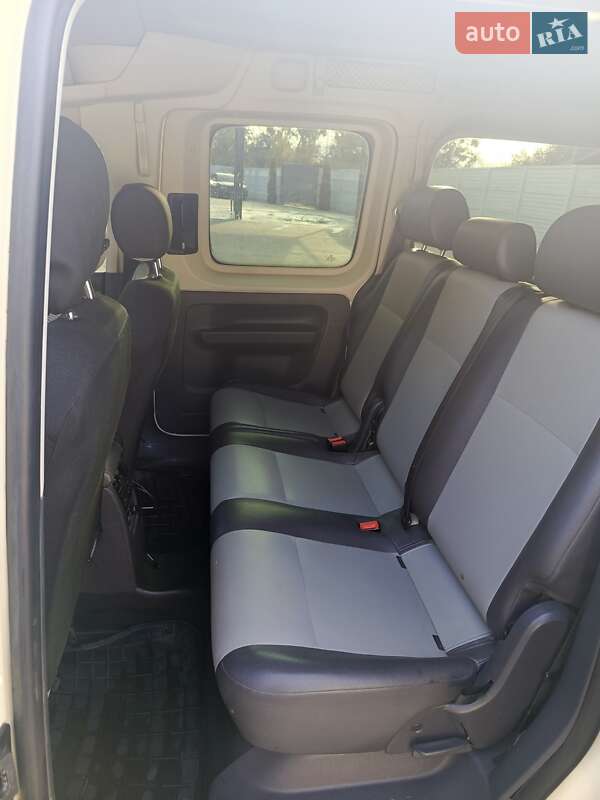 Минивэн Volkswagen Caddy 2015 в Хмельнике