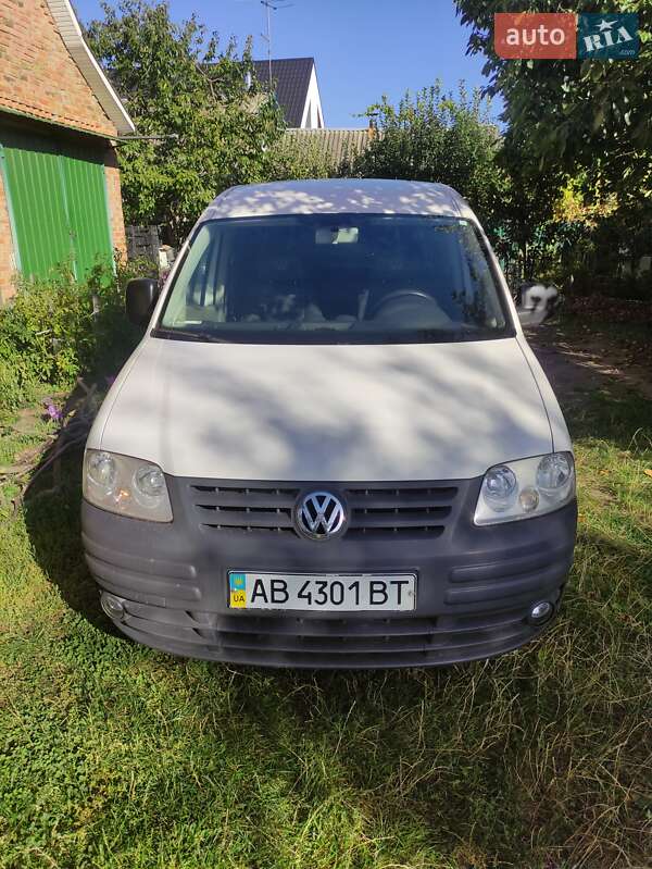 Минивэн Volkswagen Caddy 2010 в Виннице