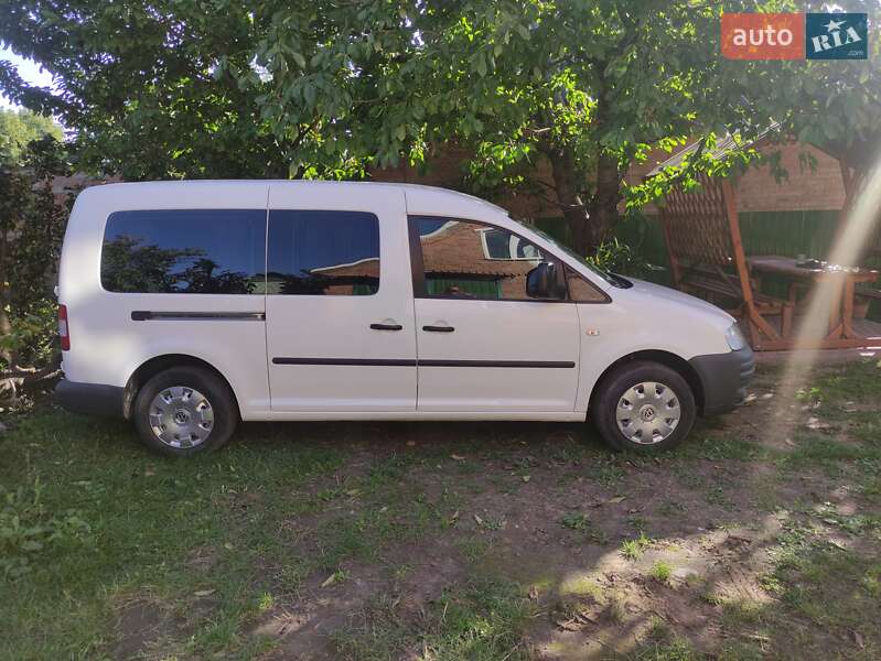 Минивэн Volkswagen Caddy 2010 в Виннице