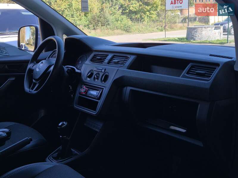 Минивэн Volkswagen Caddy 2017 в Бердичеве