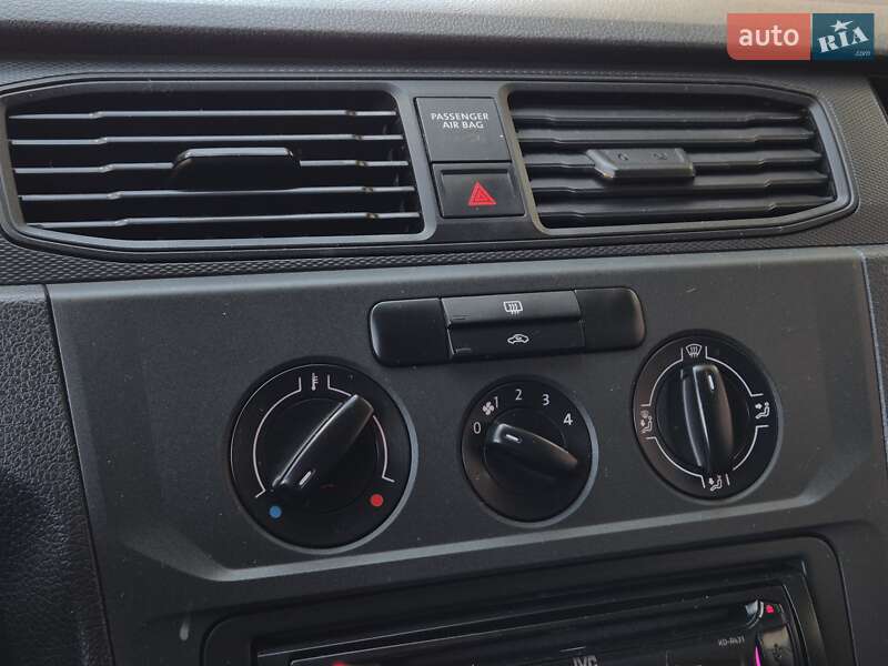 Минивэн Volkswagen Caddy 2017 в Бердичеве