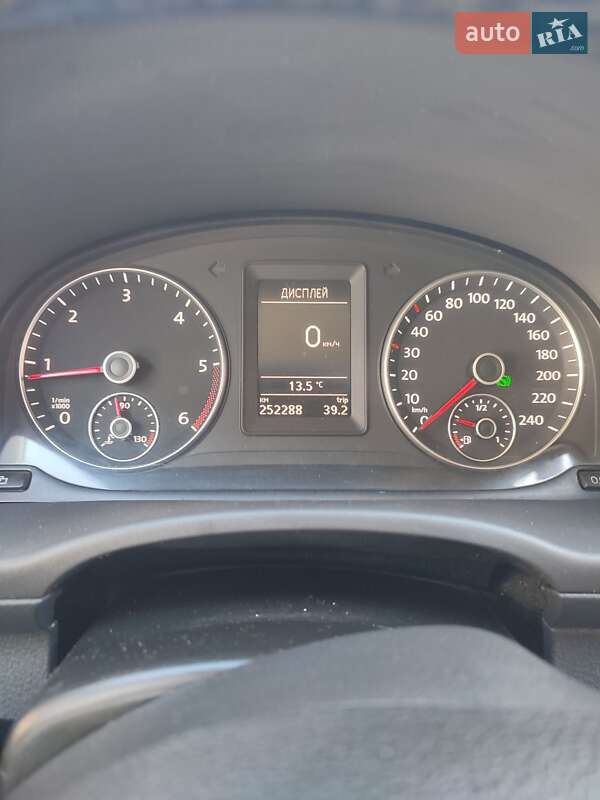 Мінівен Volkswagen Caddy 2011 в Києві