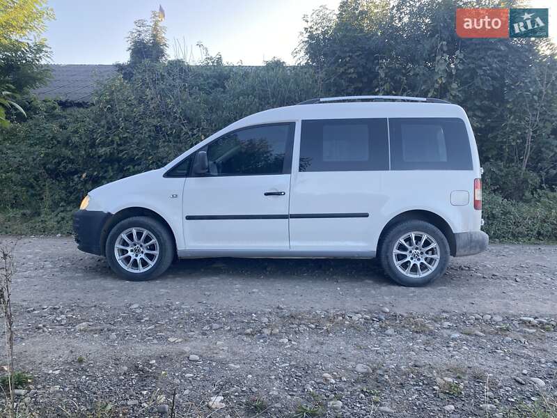 Минивэн Volkswagen Caddy 2006 в Вижнице