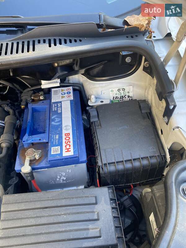 Мінівен Volkswagen Caddy 2015 в Коростені